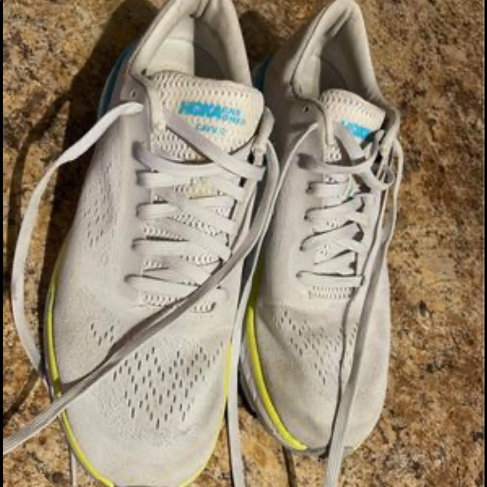 Like new Hokas